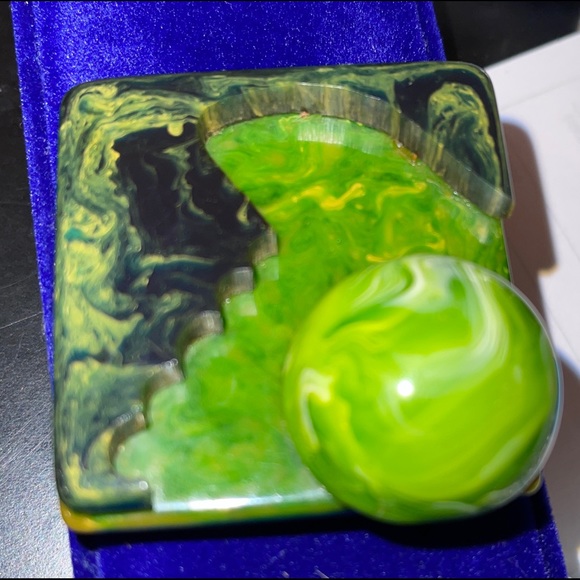 BAKELITE great big pin! - Picture 7 of 8